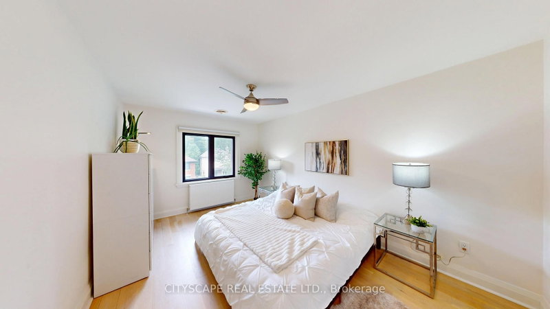 25 Oswald Toronto,ON M4S 2H5 — Photo 19