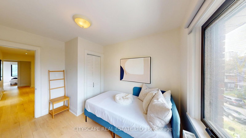 25 Oswald Toronto,ON M4S 2H5 — Photo 21