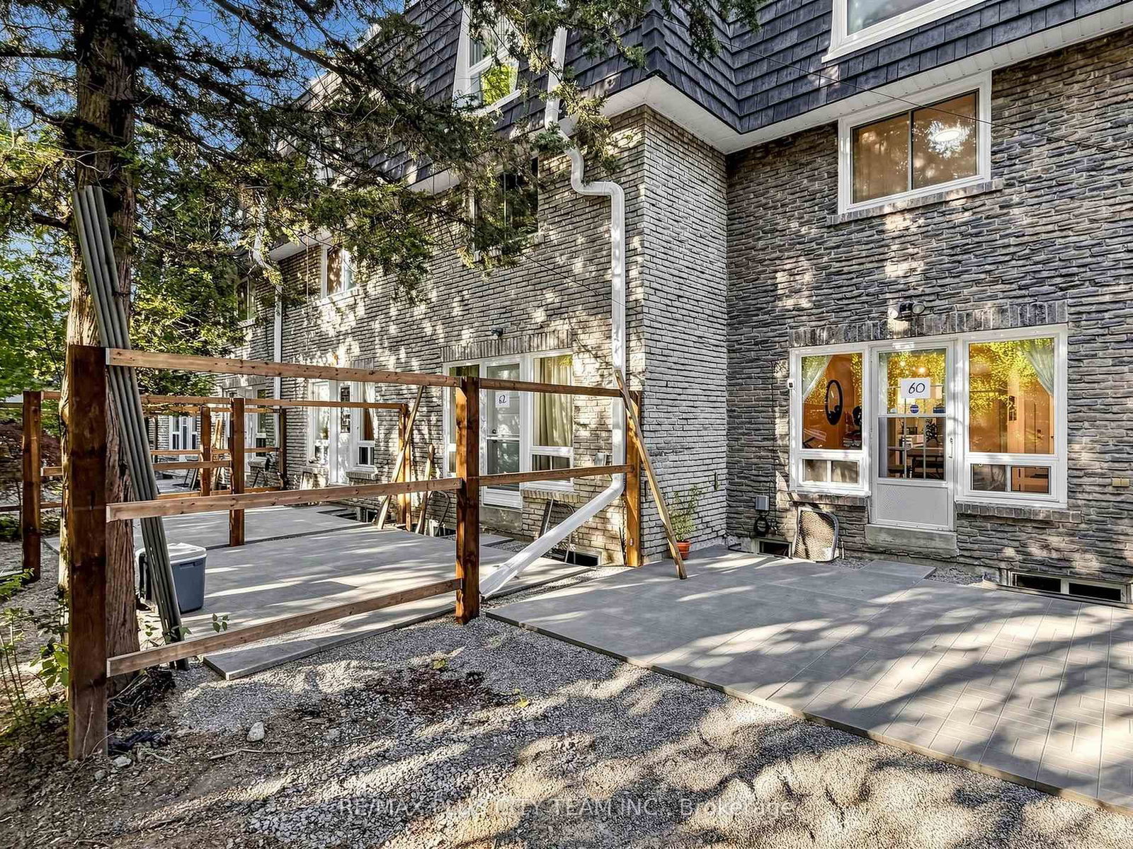 60 Tangle Briar Way • Toronto, ON photo 36