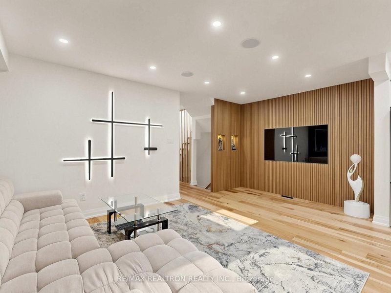 68 Dallimore Circle