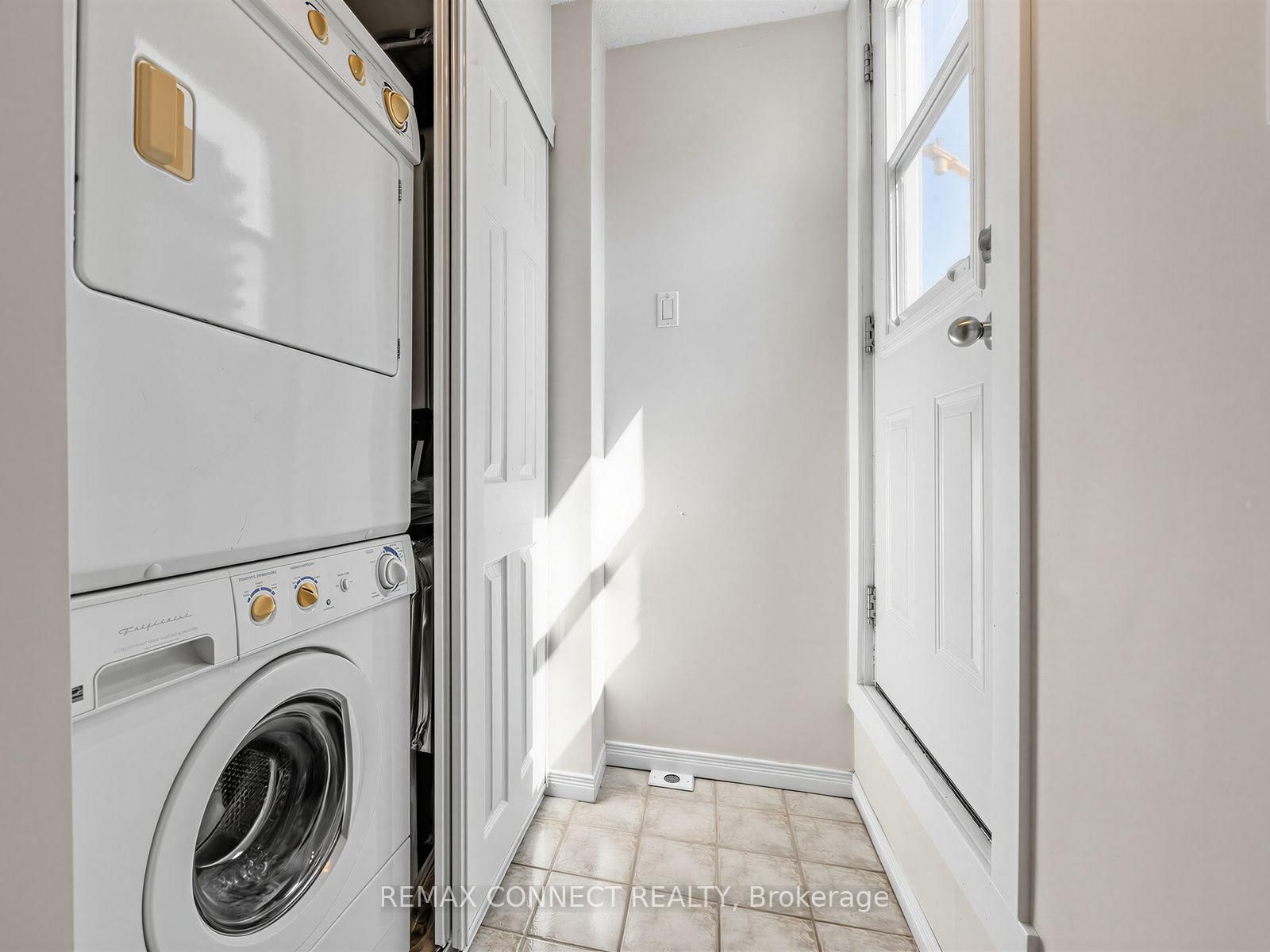 12 Sudbury Street • #605 • Toronto, ON photo 24