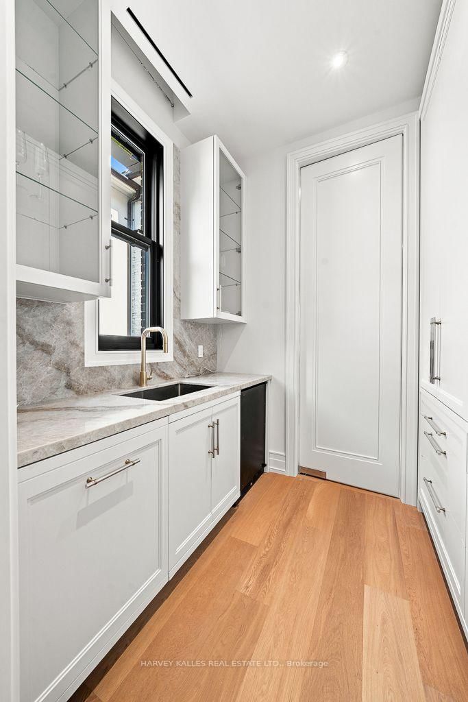 204 Forest Hill Toronto,ON M5P 2N4 — Photo 13