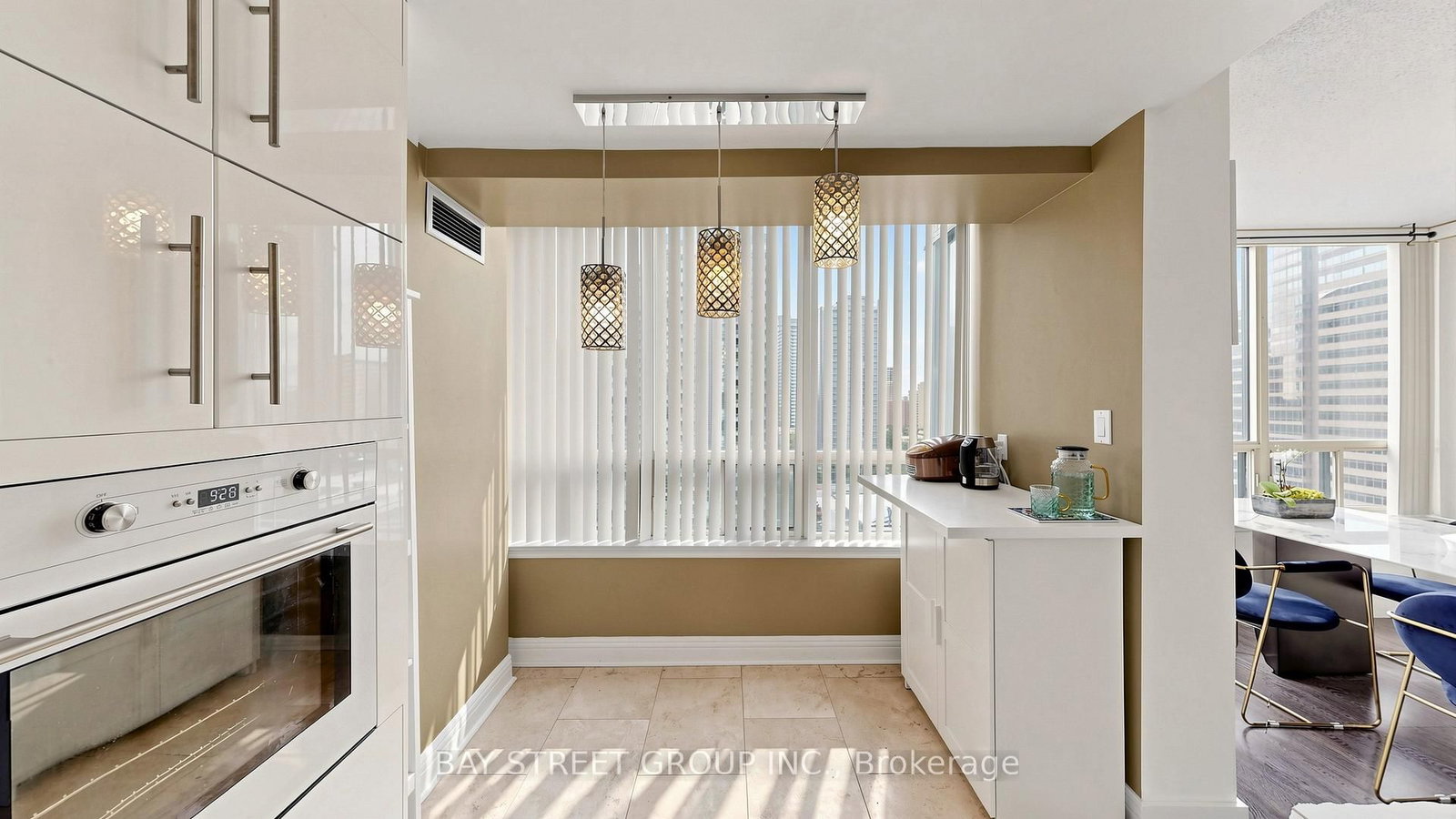 7 Bishop Avenue • #1416 • Toronto, ON photo 15
