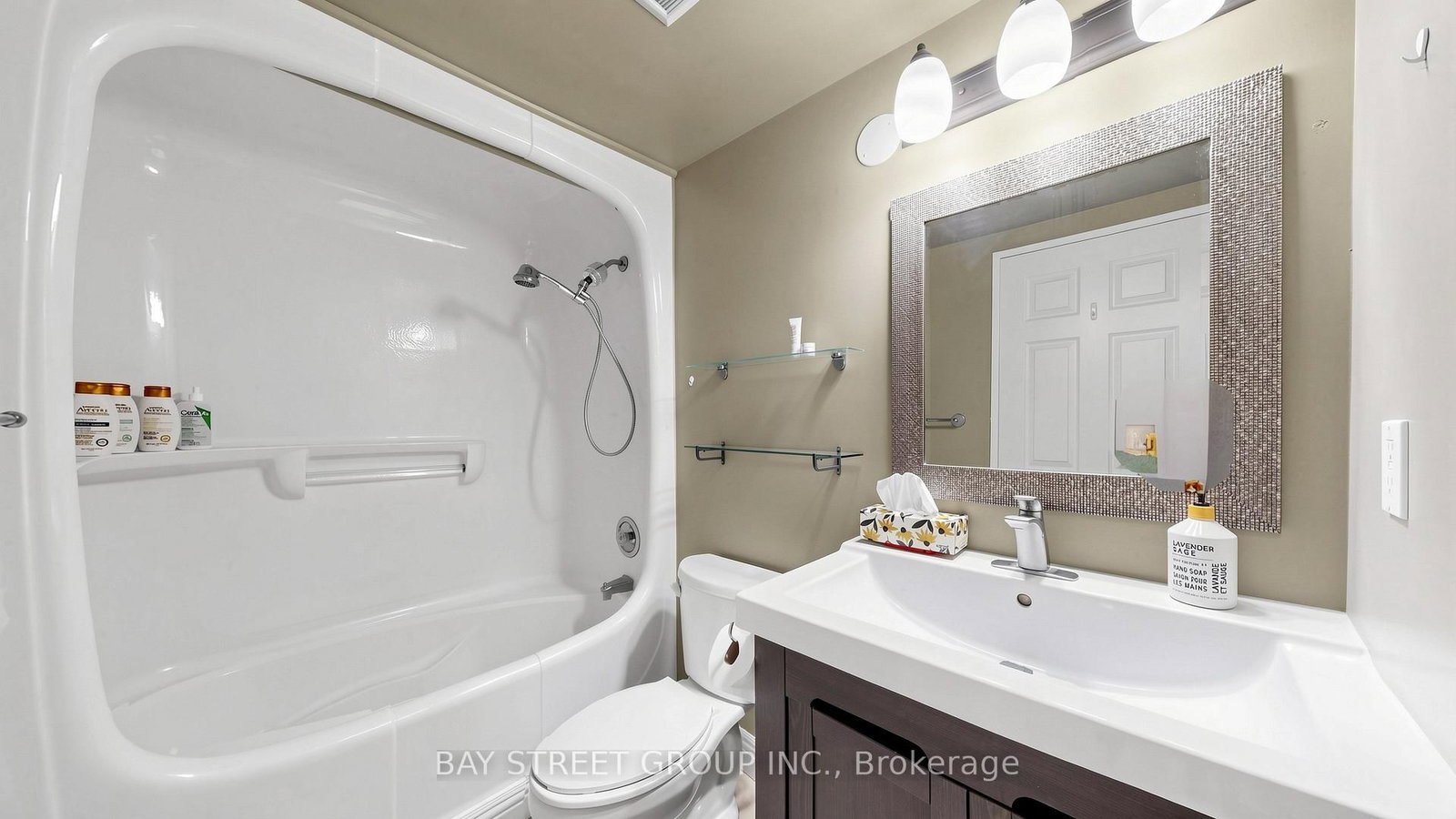 7 Bishop Avenue • #1416 • Toronto, ON photo 22