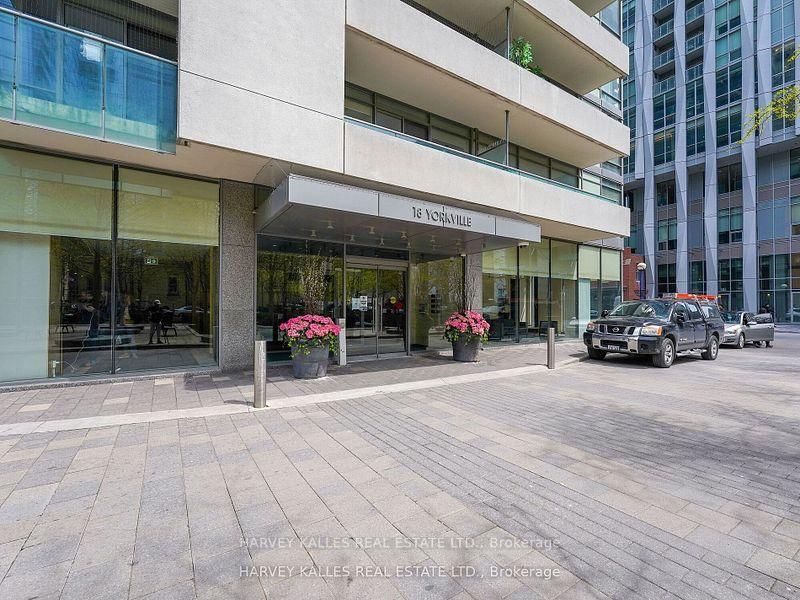 1305 - 18 Yorkville Avenue