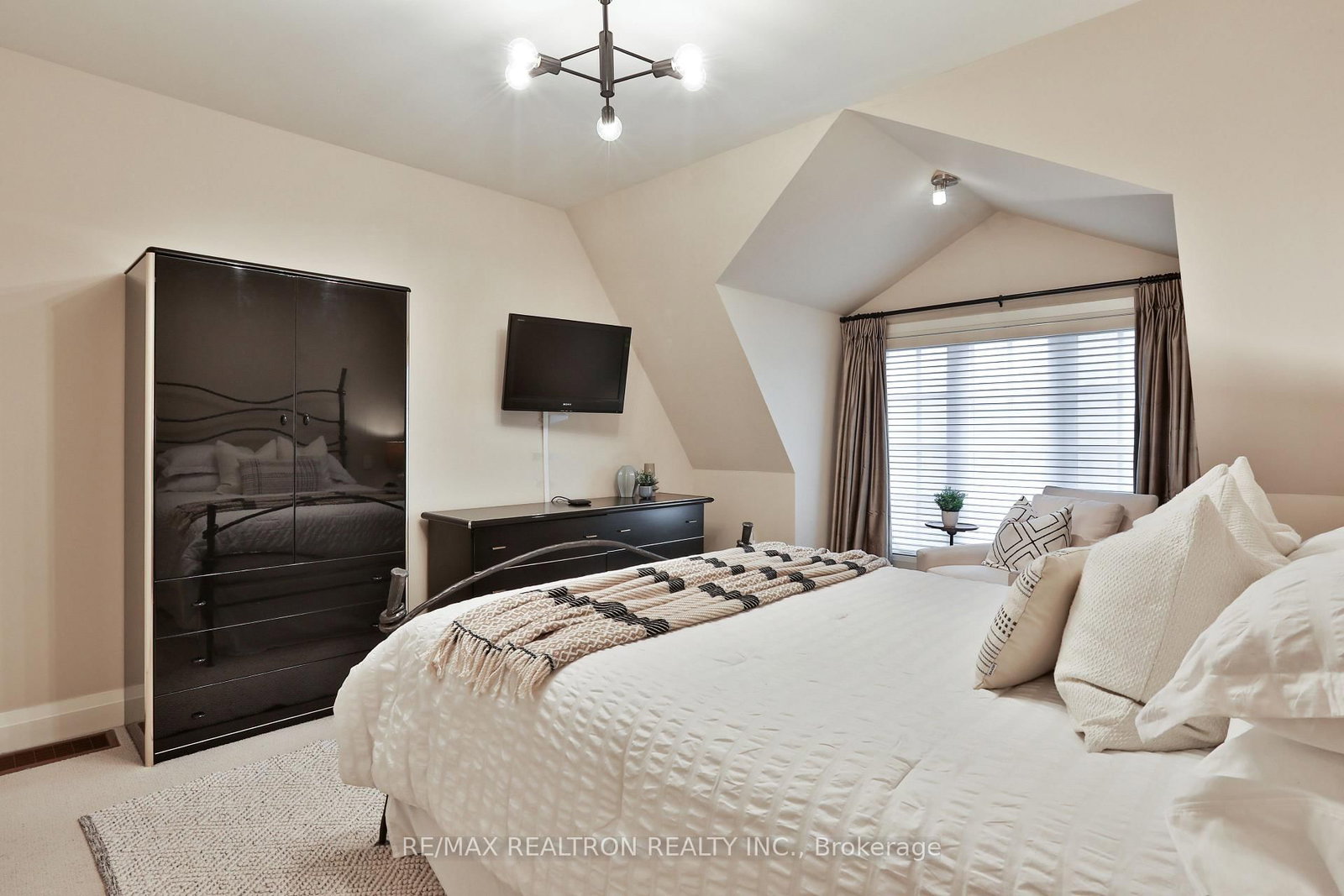 51B Foxley Street • Toronto, ON photo 23