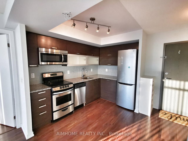 2207E - 36 Lisgar Street