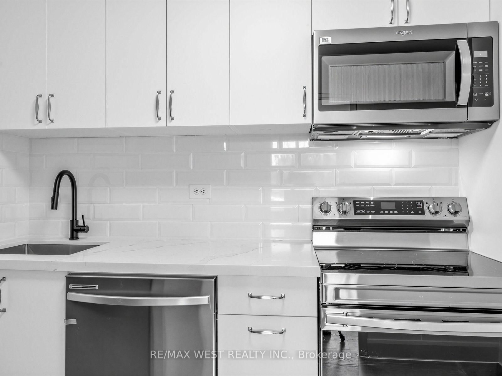 580 Christie Street • #302 • Toronto, ON photo 12
