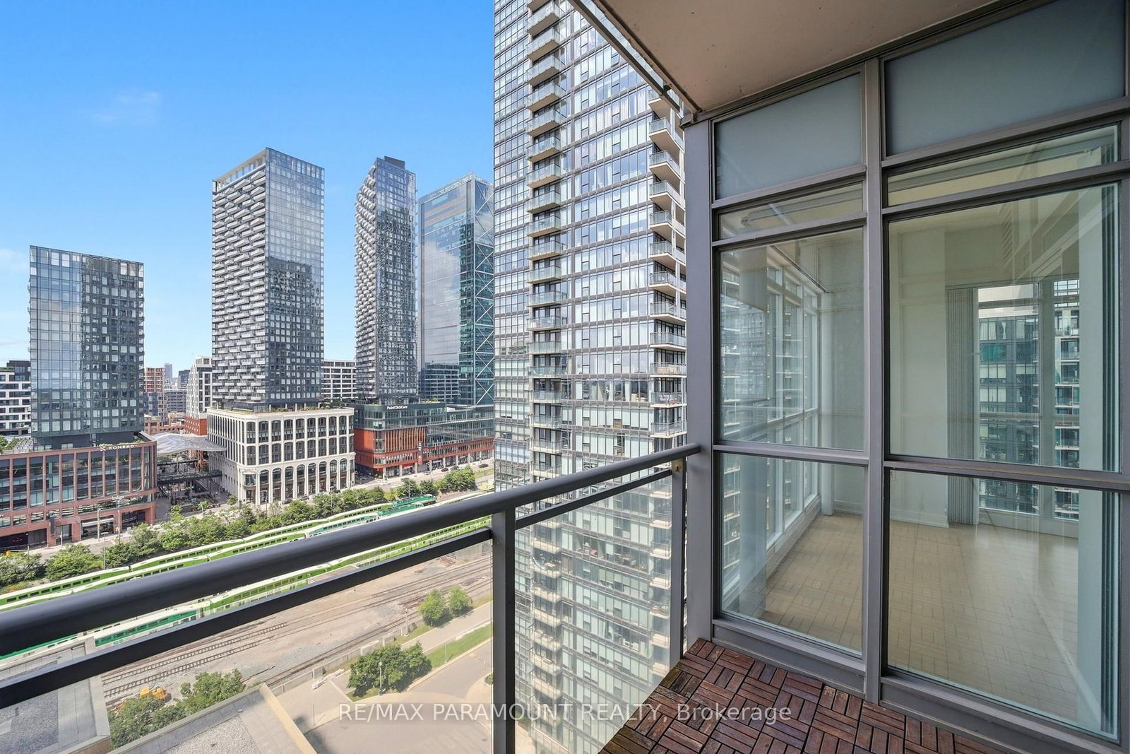10 Capreol Court • #1905 • Toronto, ON photo 22