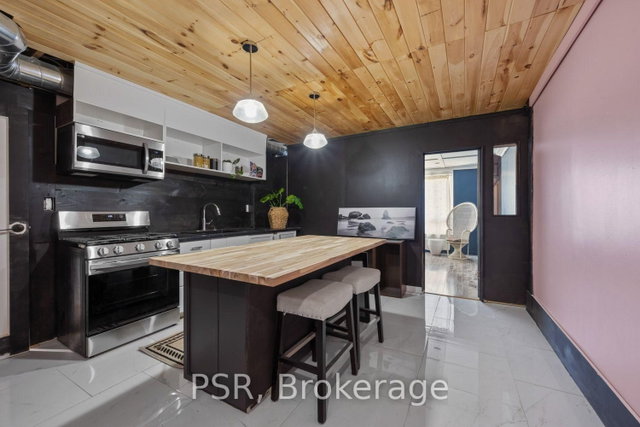 A - 1537 Eglinton Avenue W