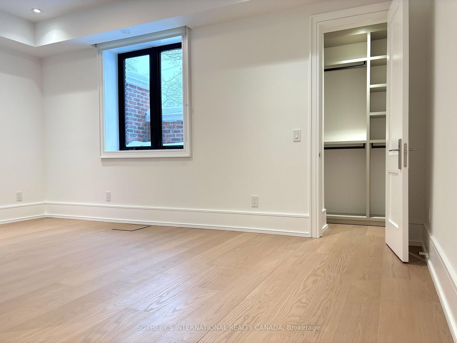734 Avenue Road • Toronto, ON photo 38