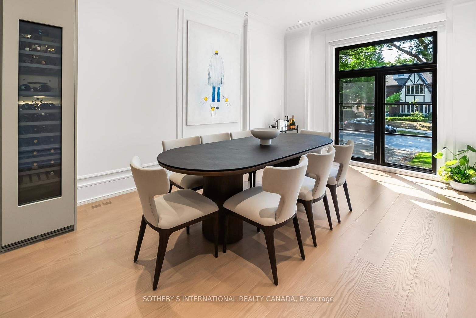 734 Avenue Road • Toronto, ON photo 8