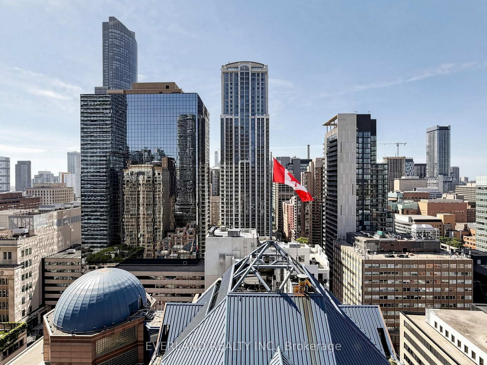 38 Grenville Street • #2303 • Toronto, ON photo 27