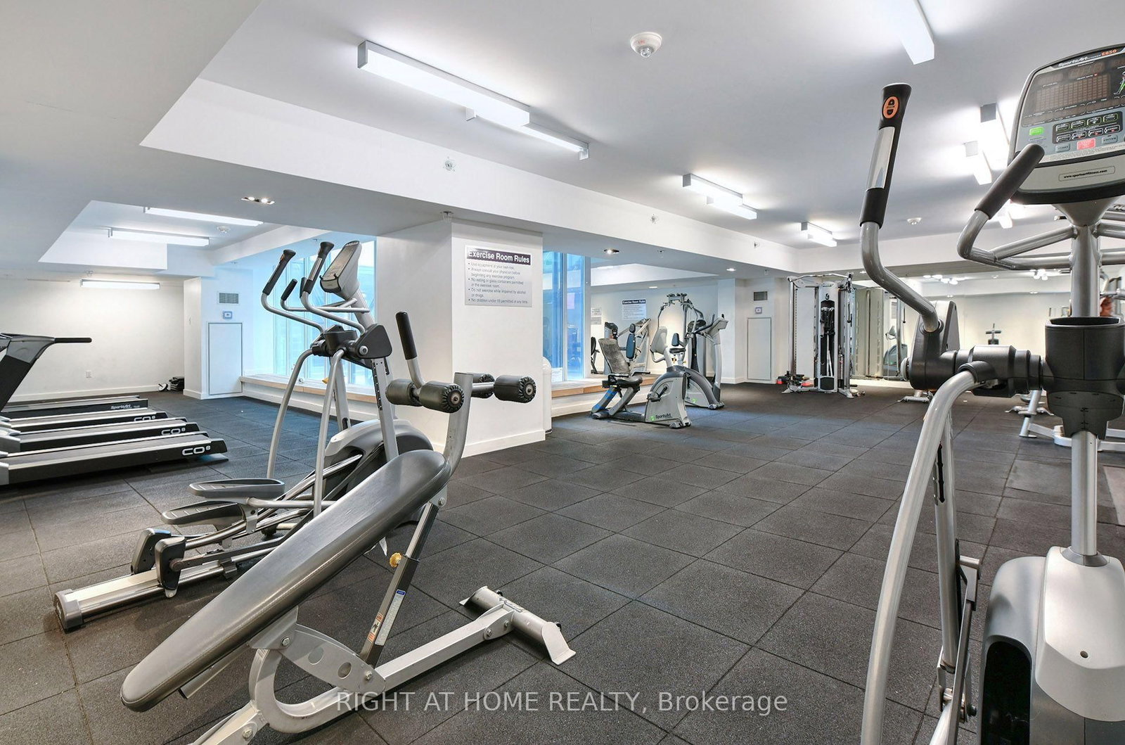36 Lisgar Street • #1511 • Toronto, ON photo 25