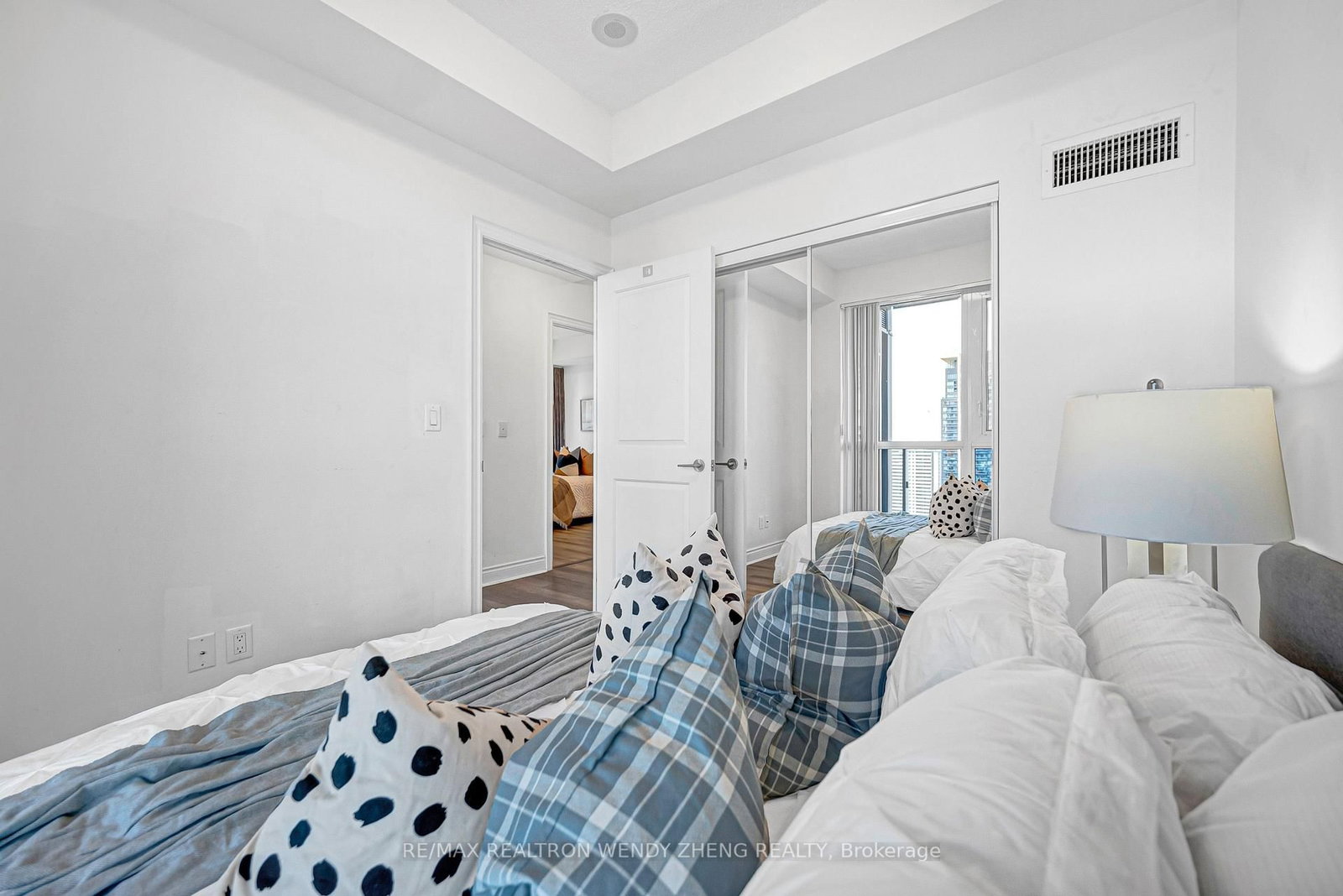 28 Ted Rogers Way • #2402 • Toronto, ON photo 31