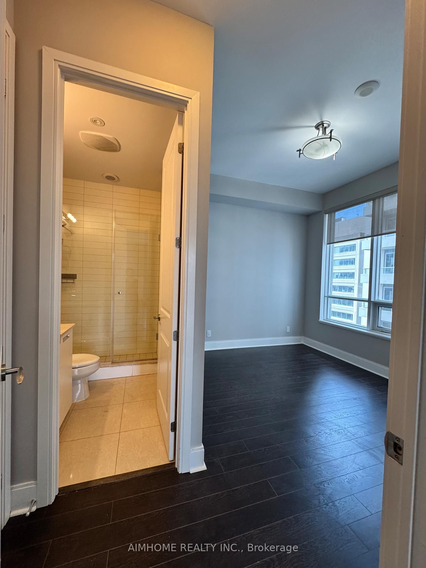 21 Balmuto Street • #1801 • Toronto, ON photo 21
