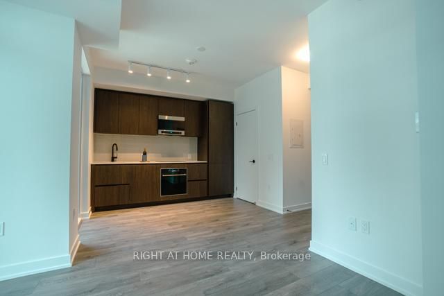 3003-117 Broadway Avenue, Toronto, ON, photo 3