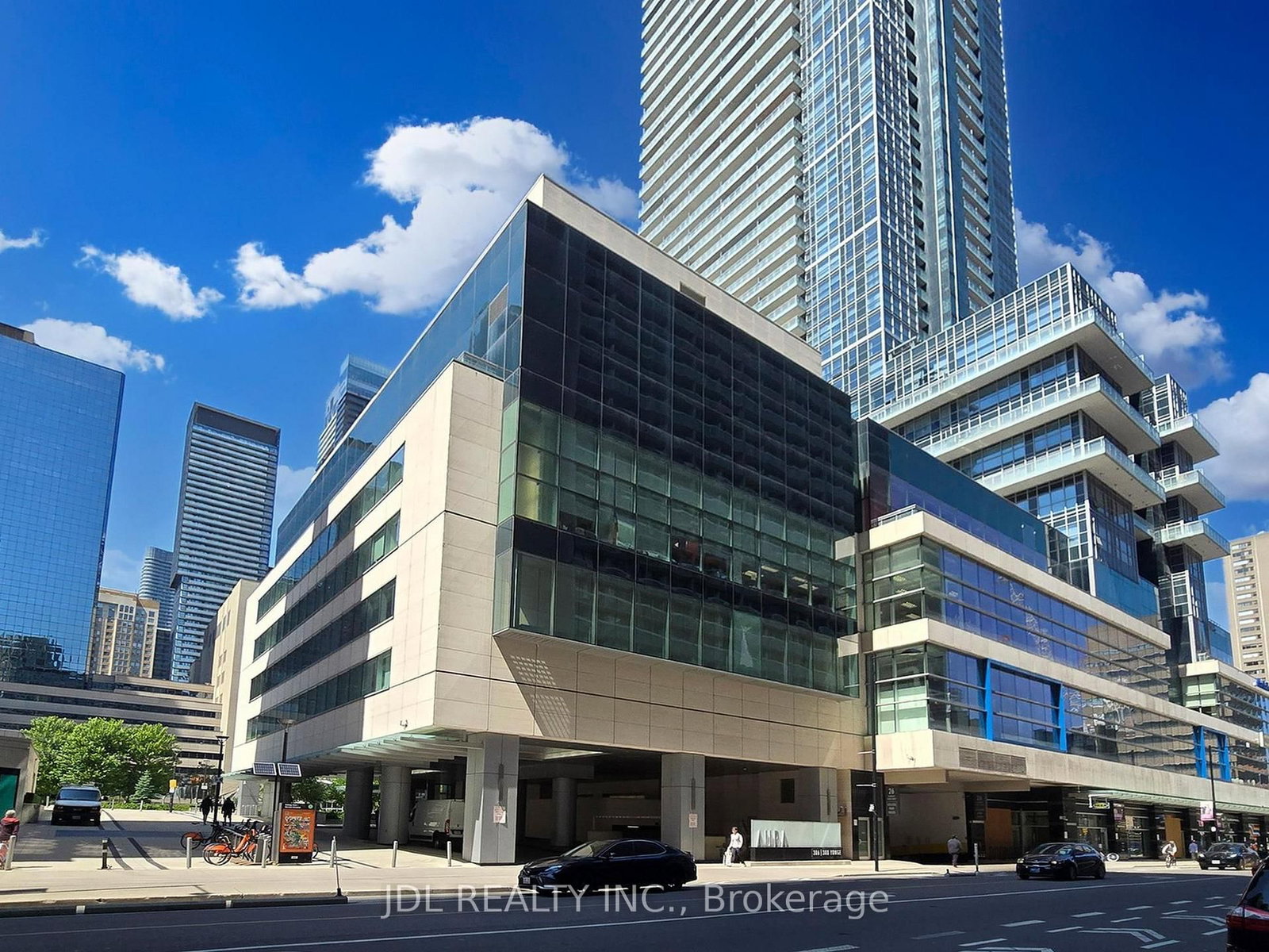 Condo for lease at 1813-386 Yonge Street, Toronto, Ontario, M5B 0A5 - Bay Street Corridor - MLS: C13542446