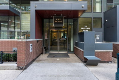 Unit 705 — 20 Bruyeres Mews — photo 2