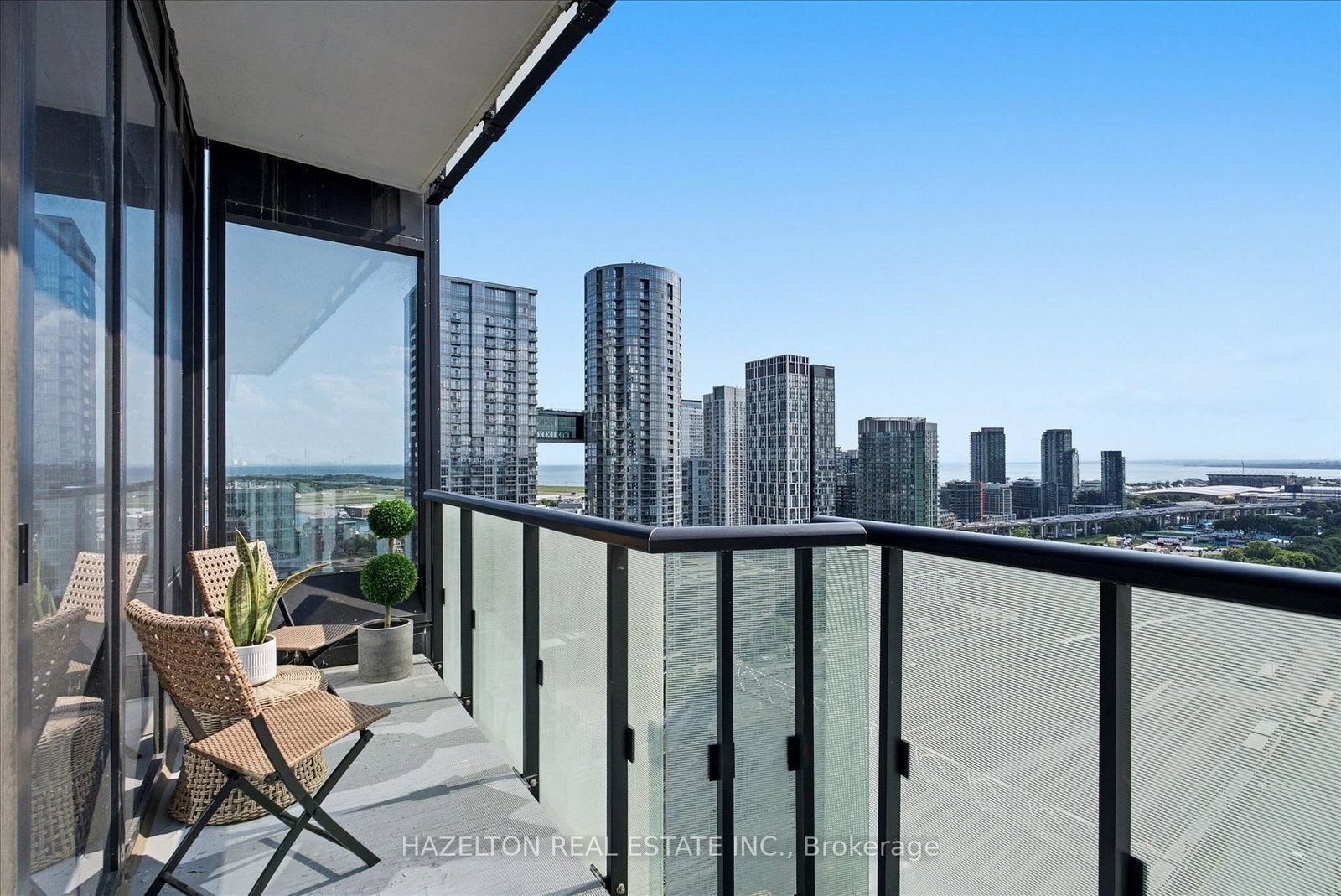 480 W Front Street • #1915 • Toronto, ON photo 37