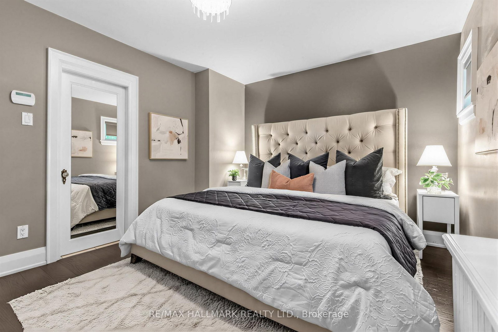 26 Mcnairn Avenue • Toronto, ON photo 15