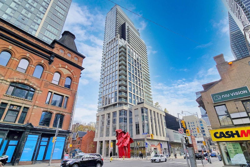 home for lease on 715-1 Gloucester Street