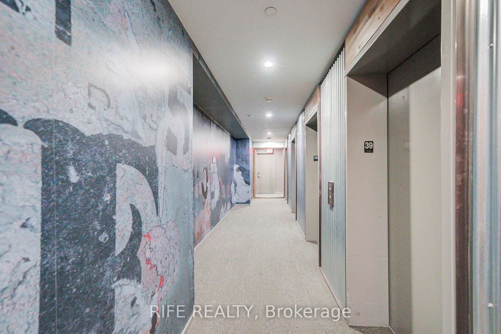 5 St. Joseph Street • #3905 • Toronto, ON photo 4
