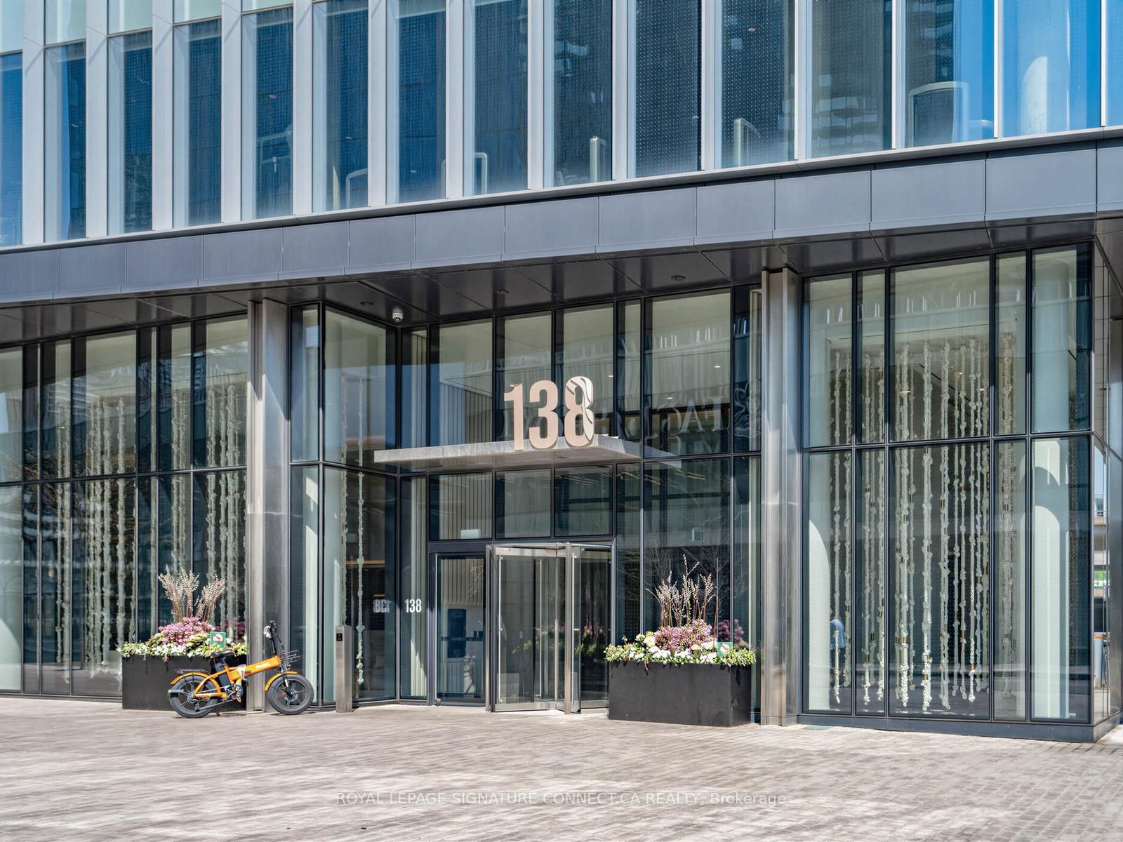 805-138 Downes Street, Toronto, ON, photo 2