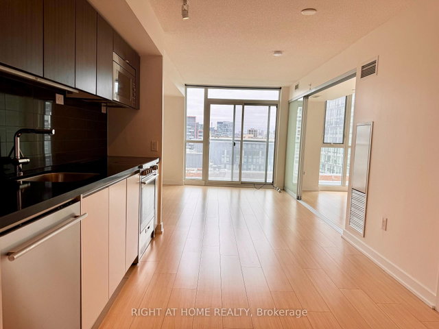 1209 - 85 Queens Wharf Road