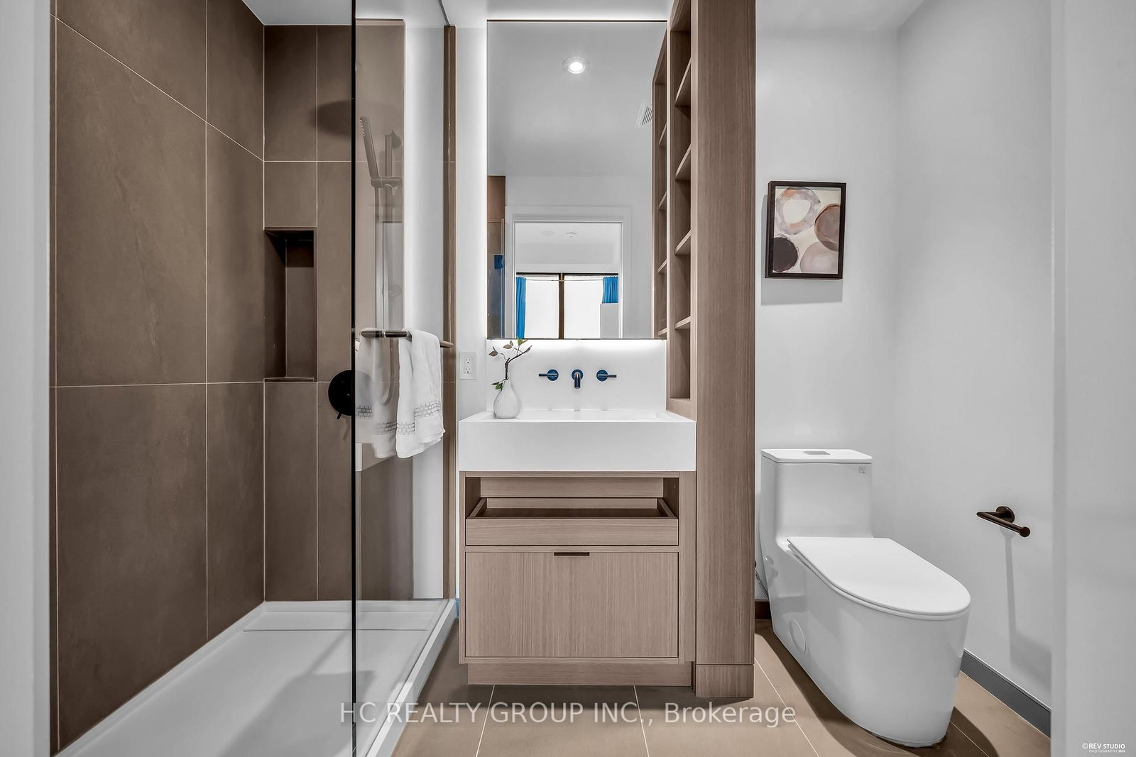 55 E Charles Street • #1805 • Toronto, ON photo 18