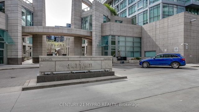 4310 - 2191 Yonge Street