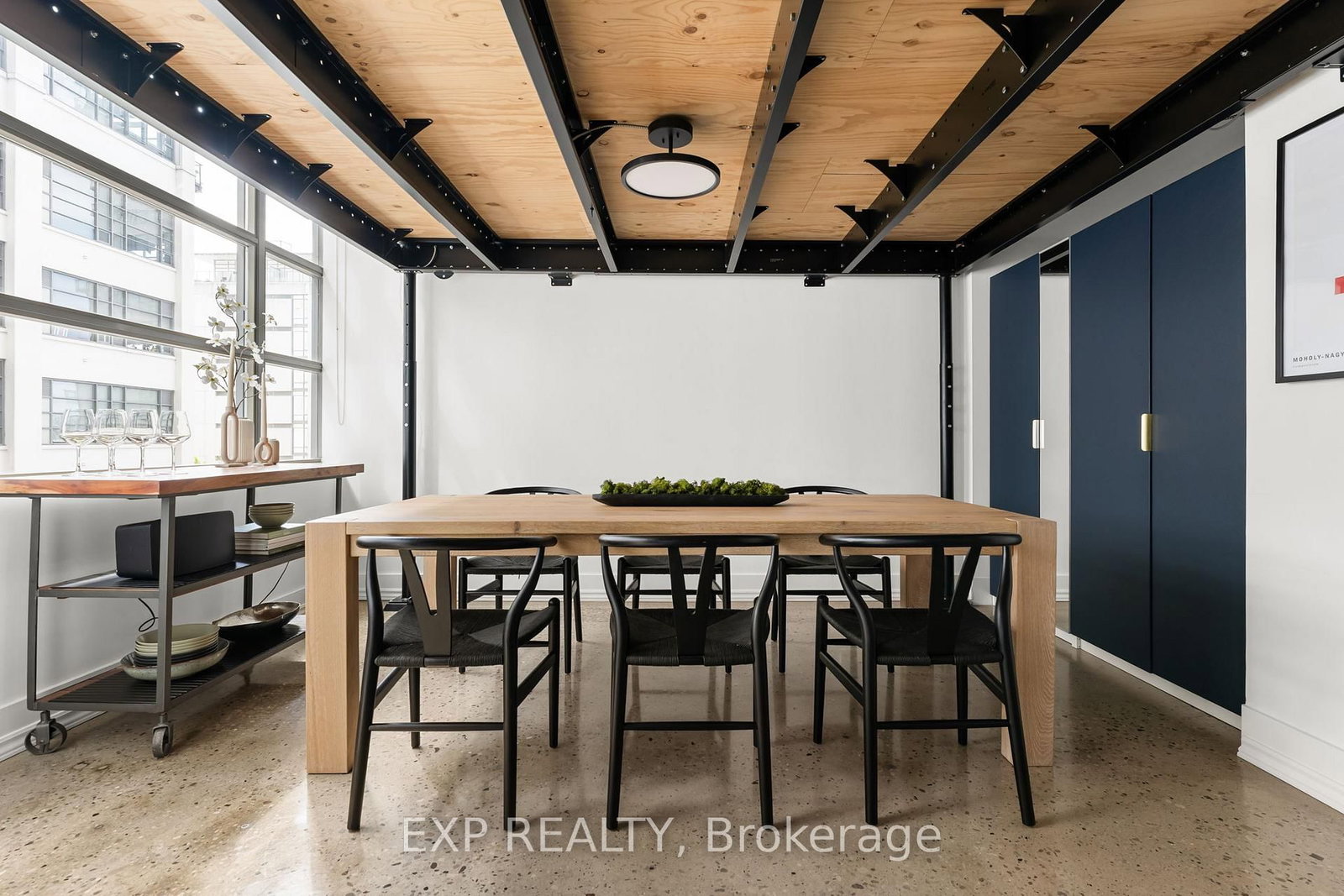 637 Lake Shore Boulevard W • #301 • Toronto, ON photo 11