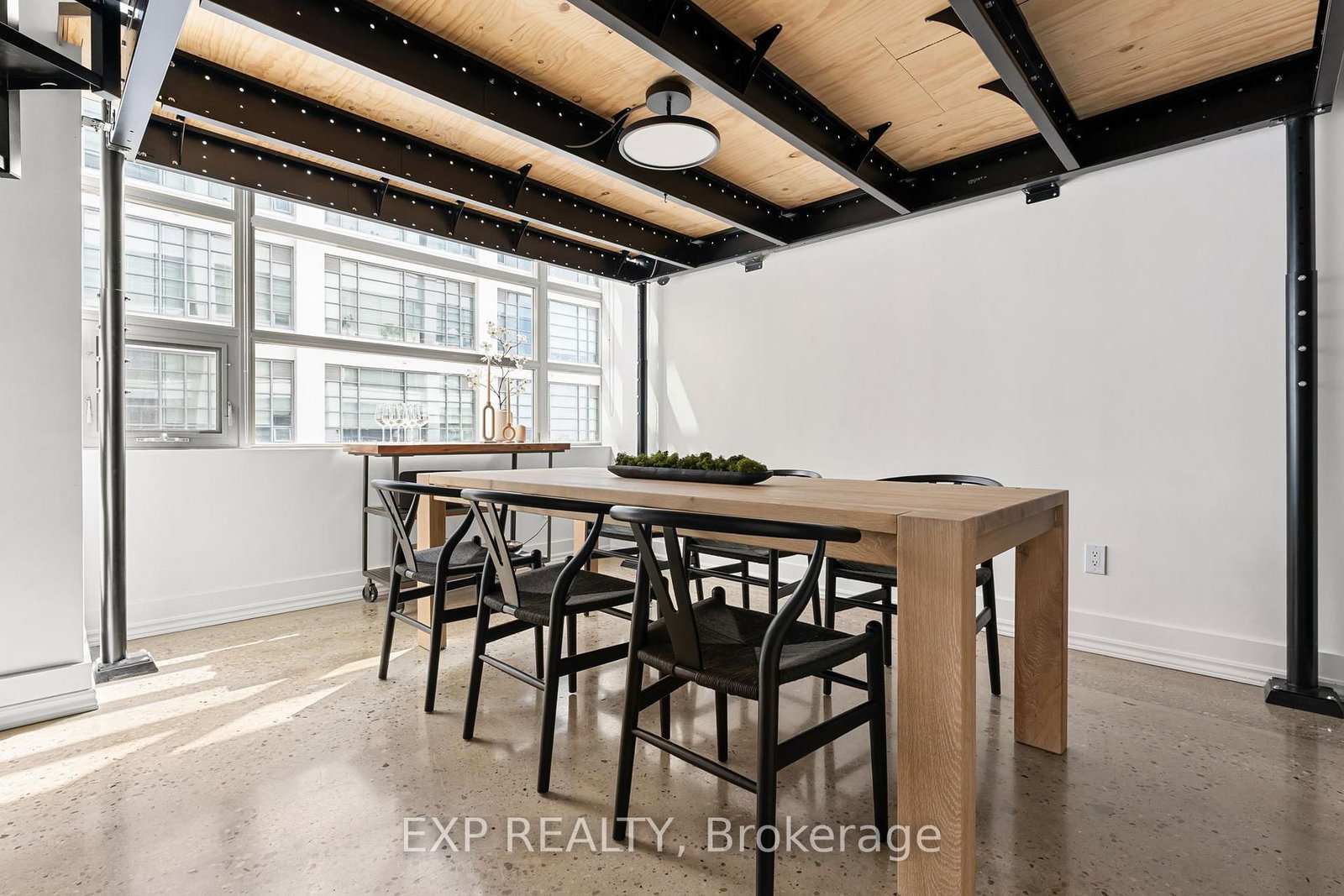 637 Lake Shore Boulevard W • #301 • Toronto, ON photo 12