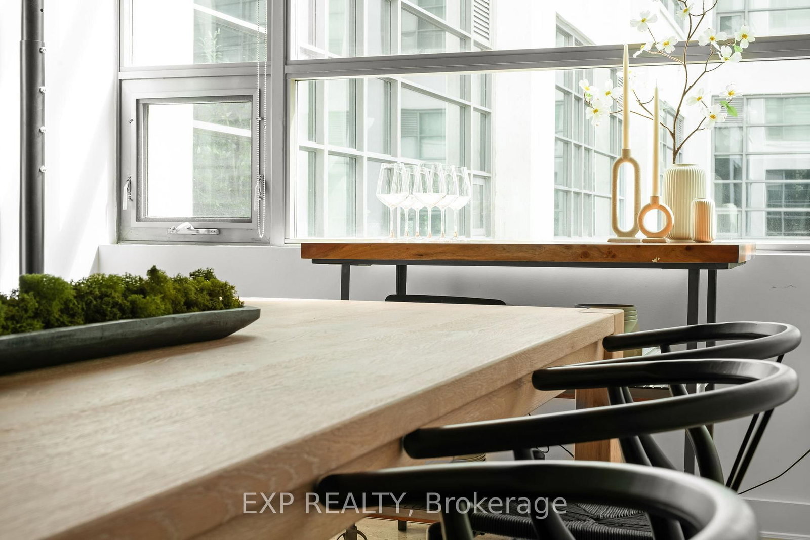 637 Lake Shore Boulevard W • #301 • Toronto, ON photo 13