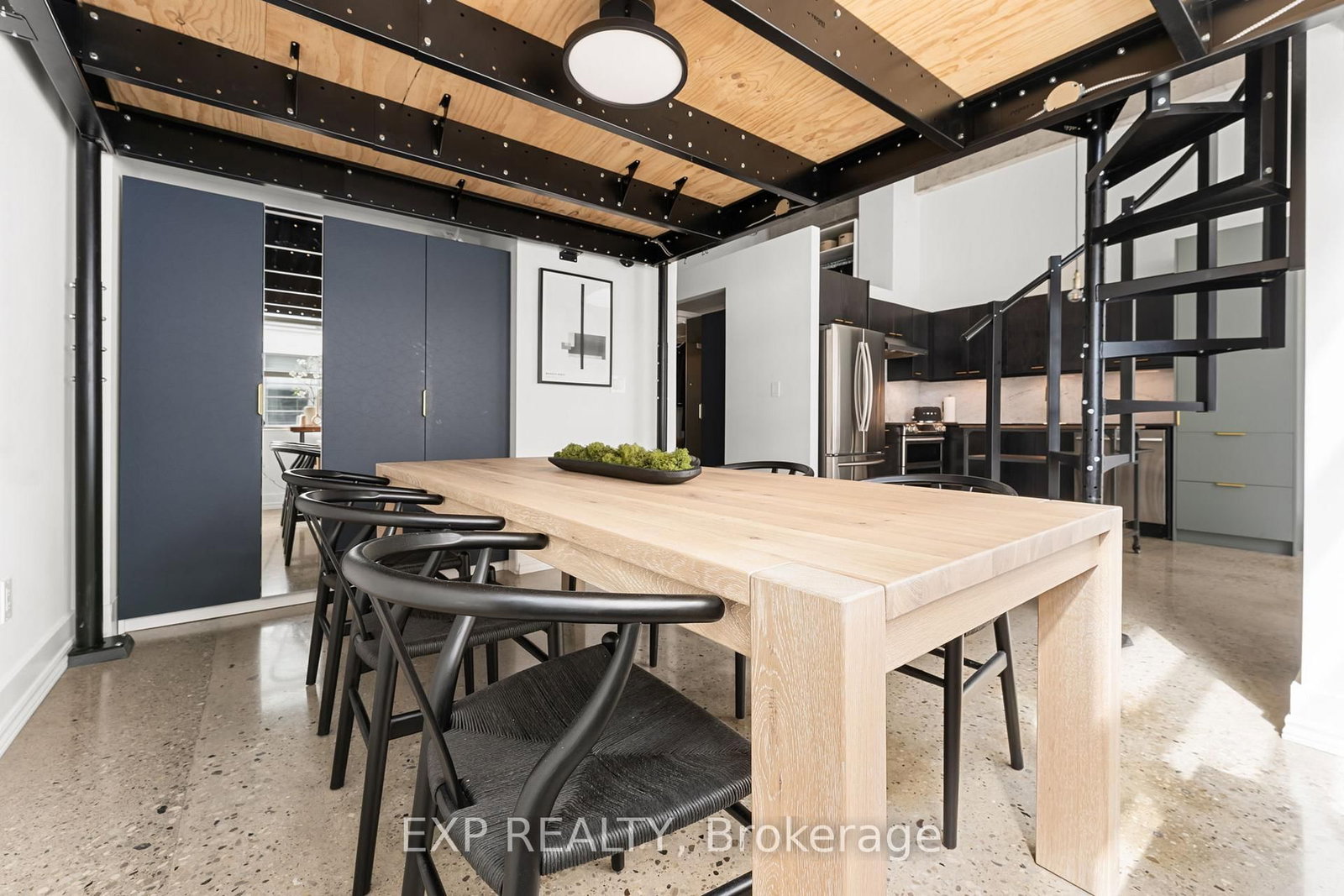 637 Lake Shore Boulevard W • #301 • Toronto, ON photo 14