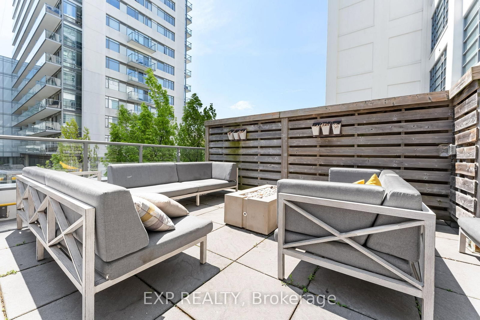 637 Lake Shore Boulevard W • #301 • Toronto, ON photo 35