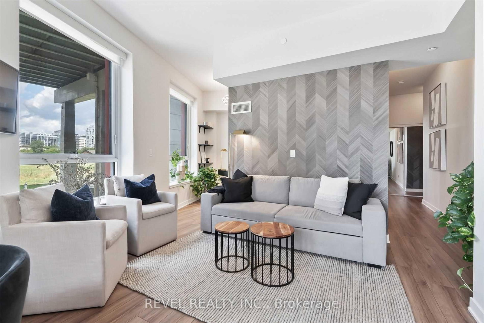 Condo for lease at 215-50 Bruyeres Mews, Toronto, Ontario, M5V 0H8 - Niagara - MLS: C13545456