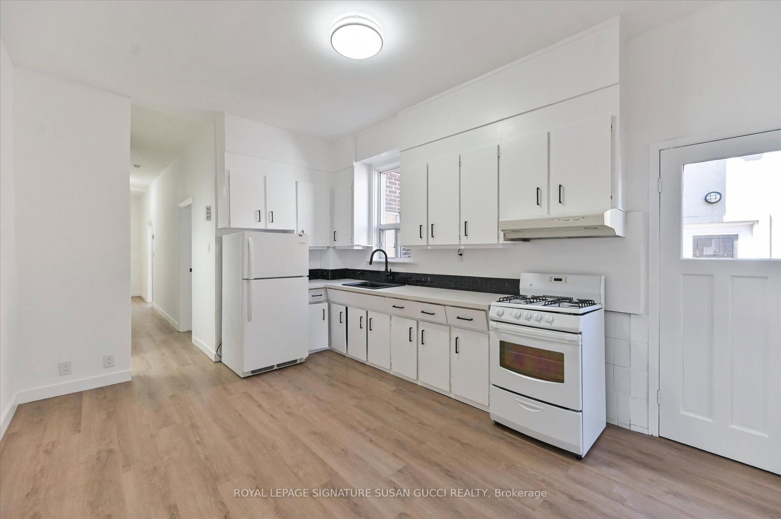 493 Ossington Avenue • Toronto, ON photo 8