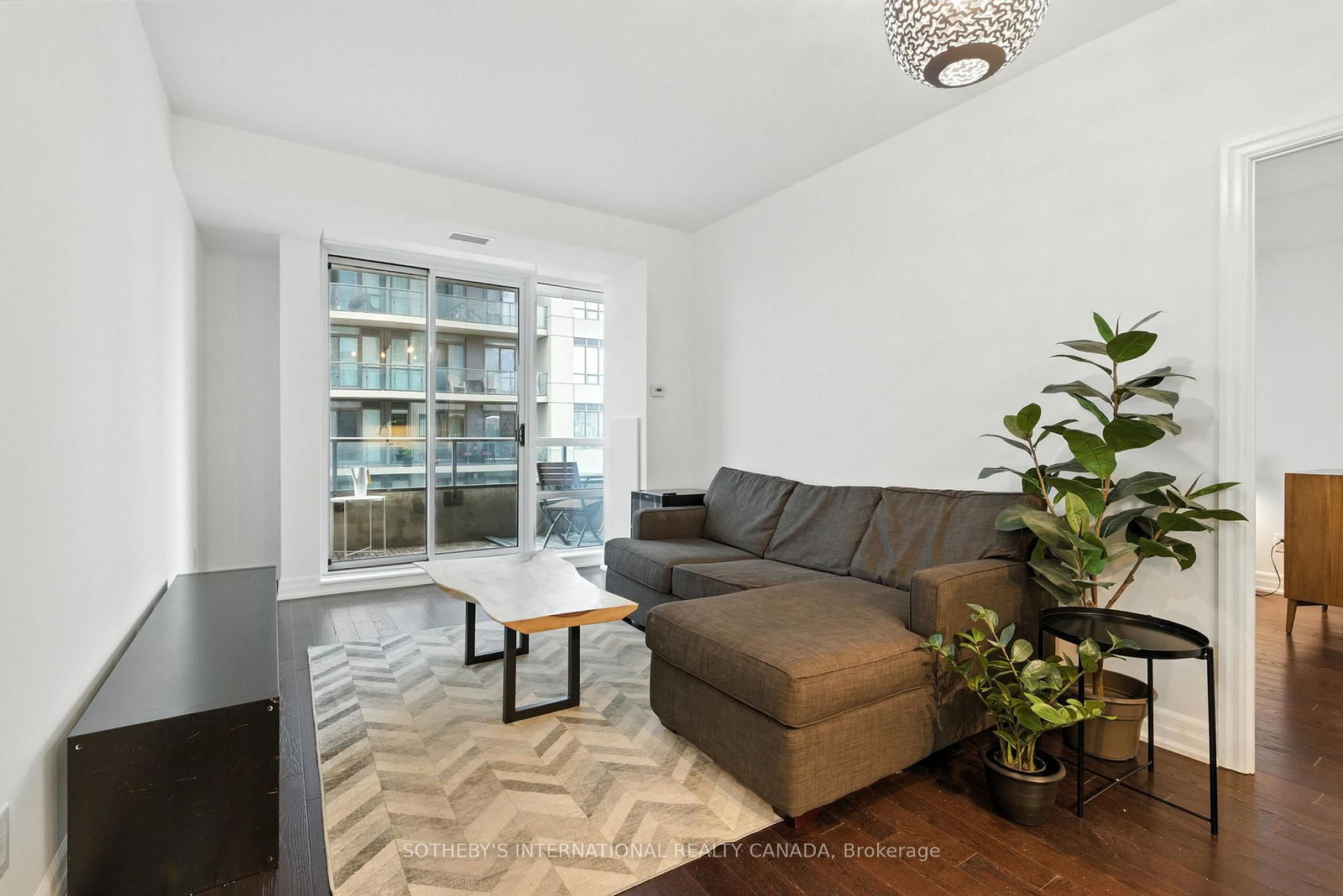 502-500 St Clair Avenue, Toronto, ON, photo 4