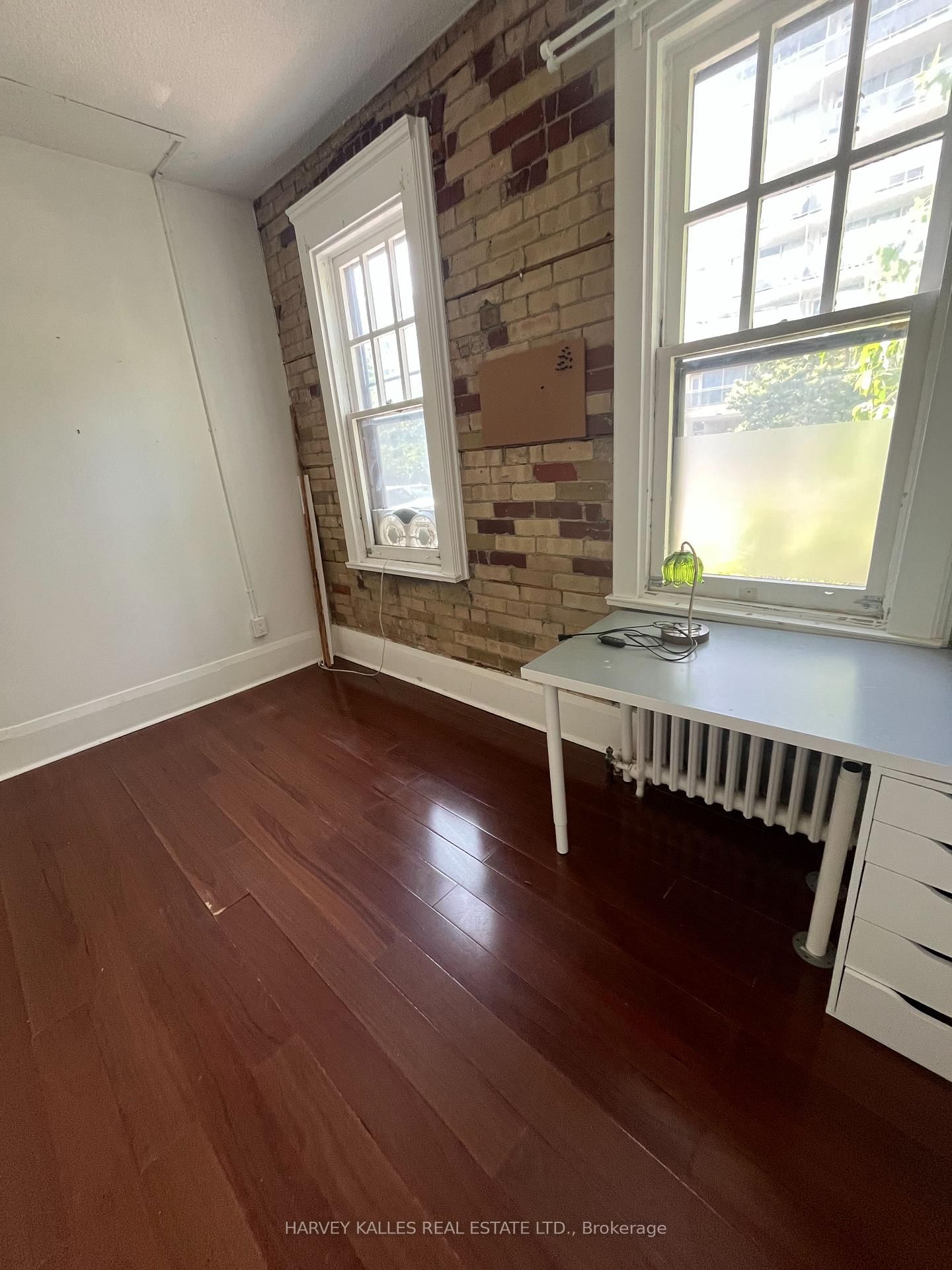 2 - 440 Avenue Road, Toronto 2