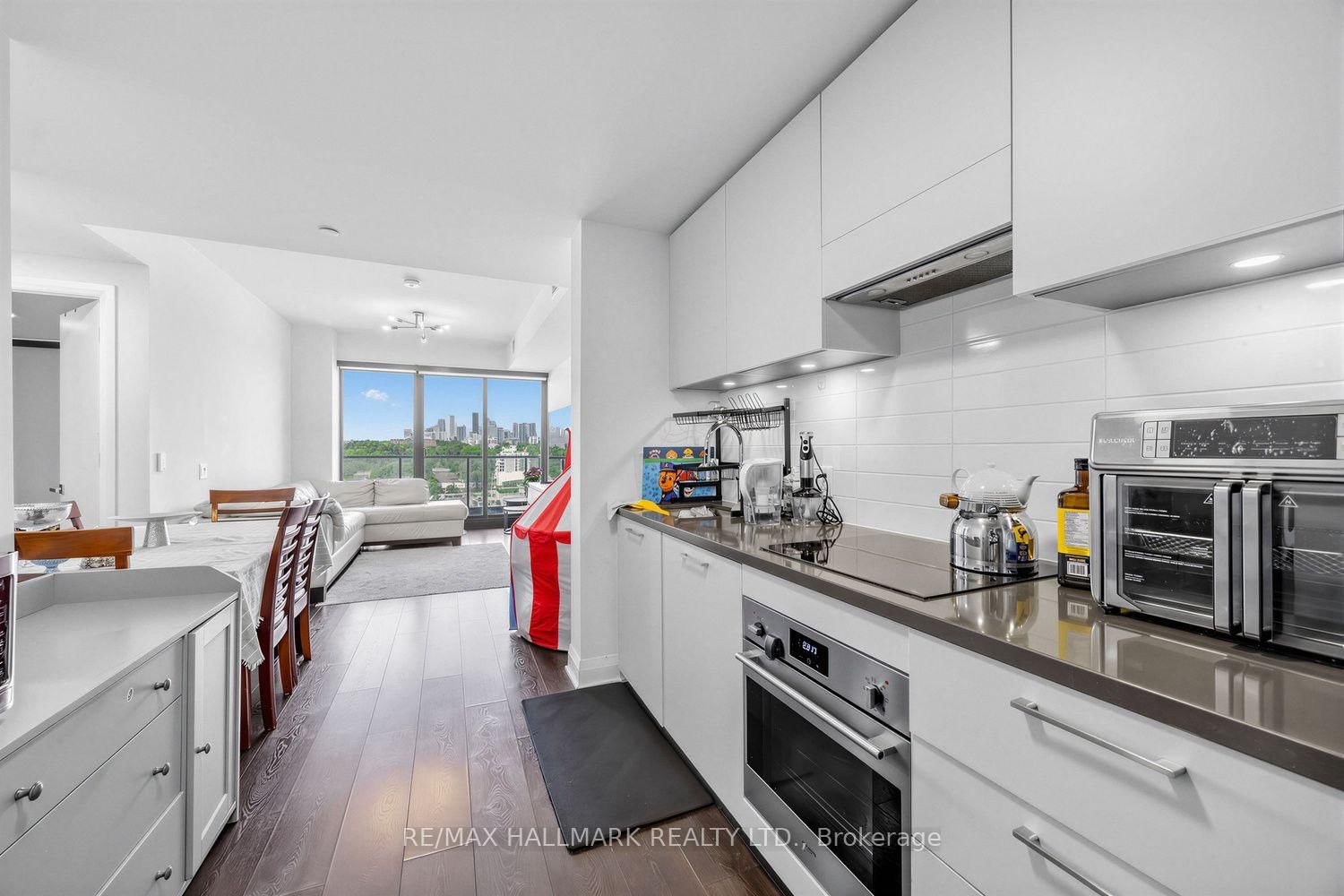 Condo for lease at 902-33 Frederick Todd Way, Toronto, Ontario, M1S 2K2 - Thorncliffe Park - MLS: C13545708