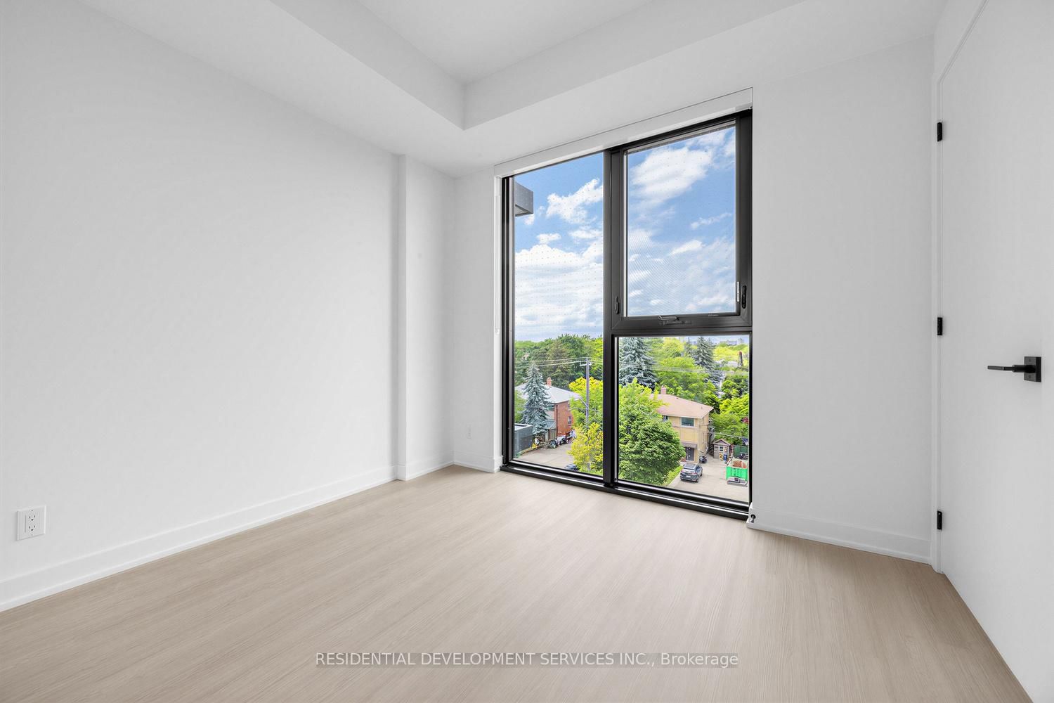 699 E Sheppard Avenue • #619 • Toronto, ON photo 21
