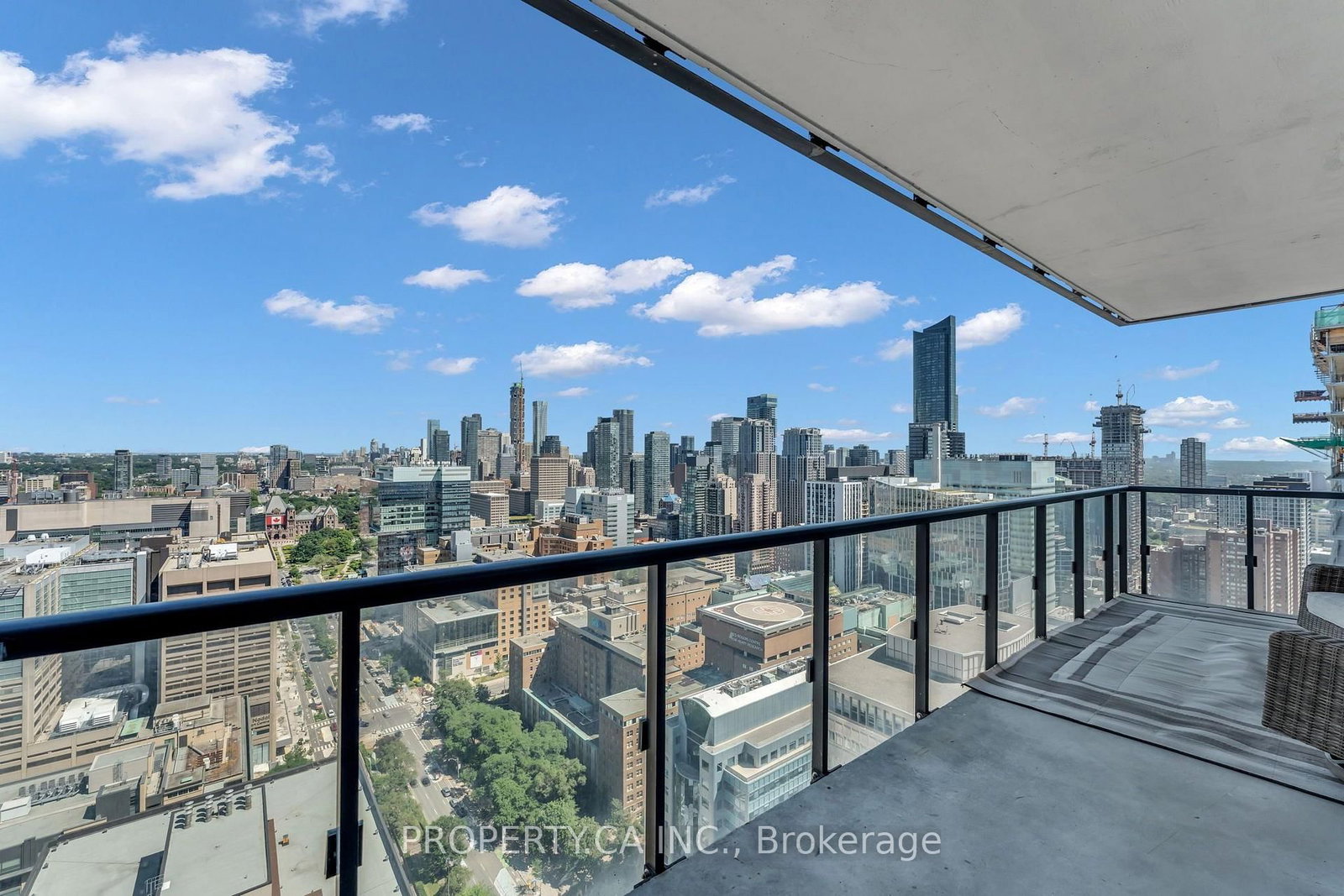488 University Avenue • #3002 • Toronto, ON photo 23