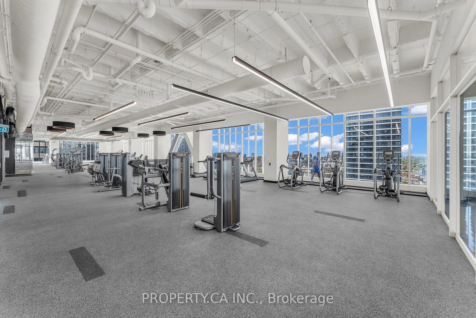 488 University Avenue • #3002 • Toronto, ON photo 37