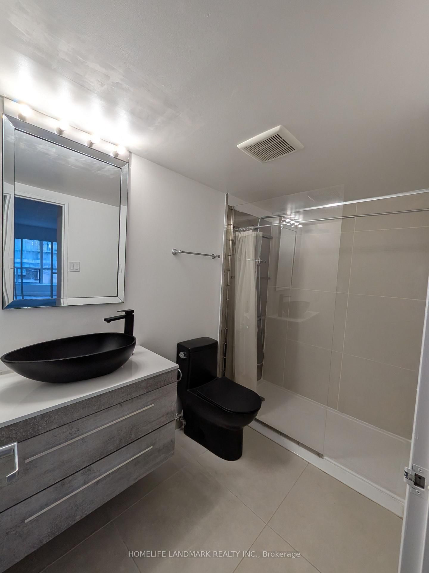 92 E King Street • #805 • Toronto, ON photo 12