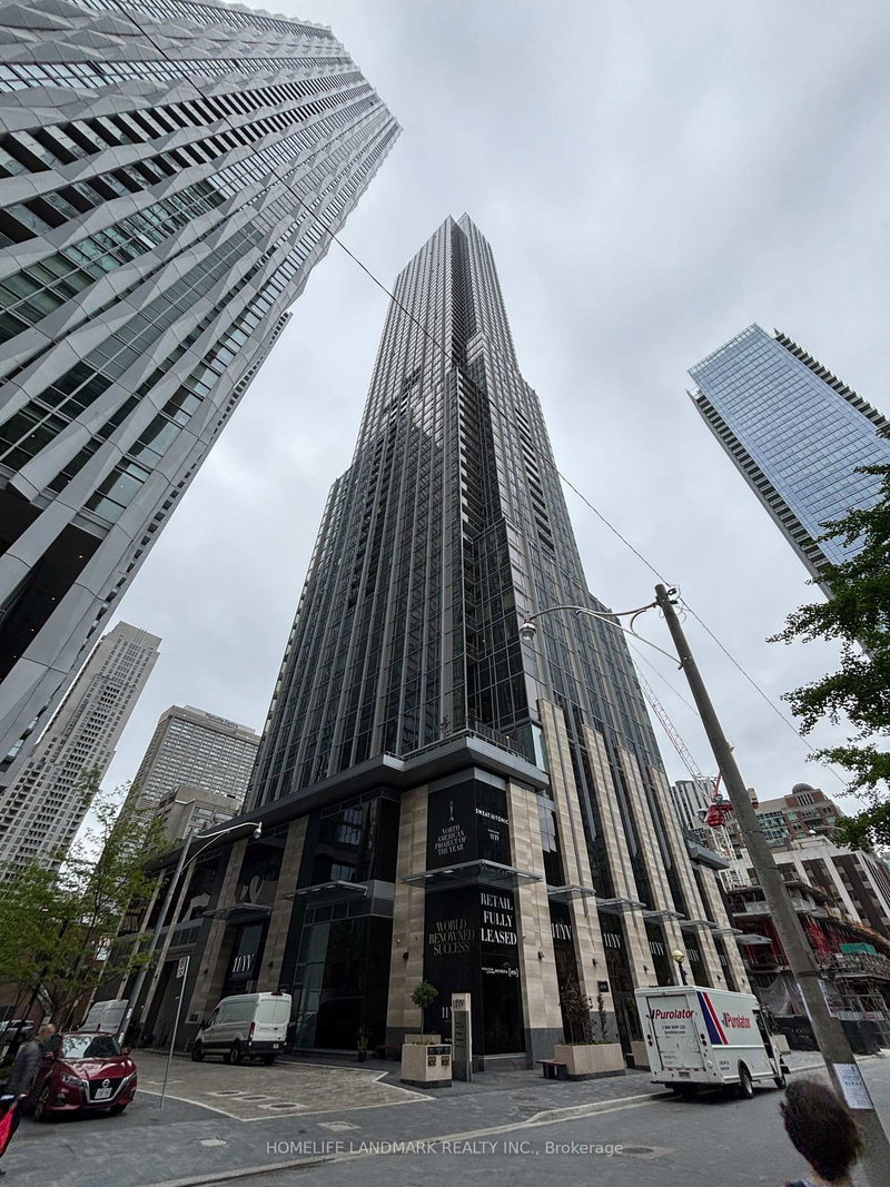 home for lease on 5006-11 Yorkville Avenue