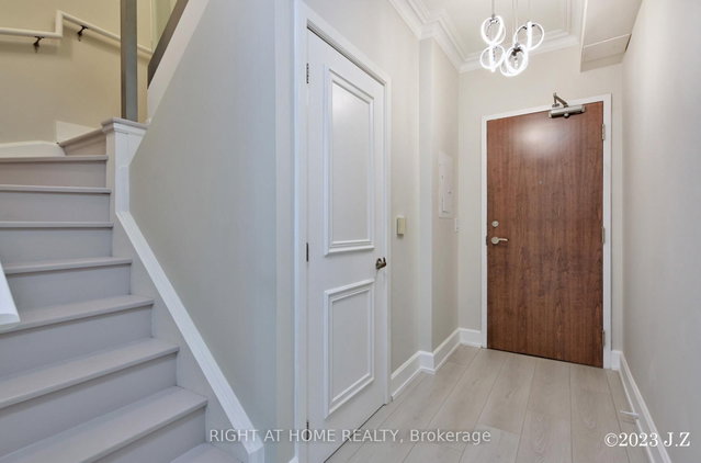 PH15 - 650 Sheppard Avenue E