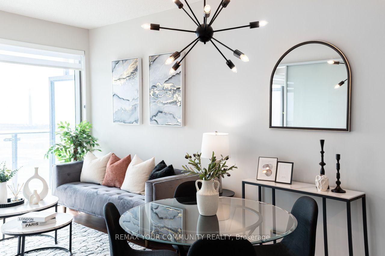 70 Distillery Lane • #3704 • Toronto, ON photo 18