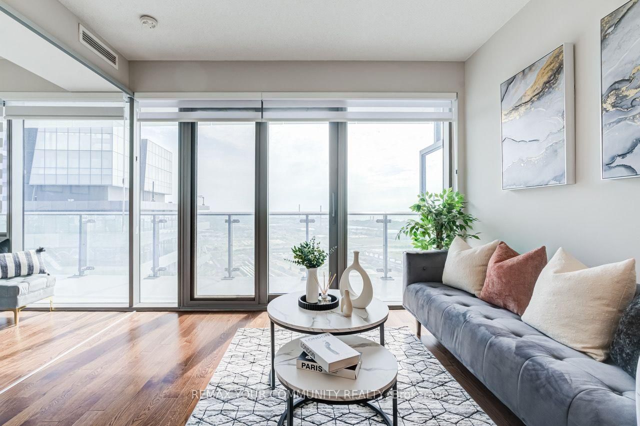 70 Distillery Lane • #3704 • Toronto, ON photo 21