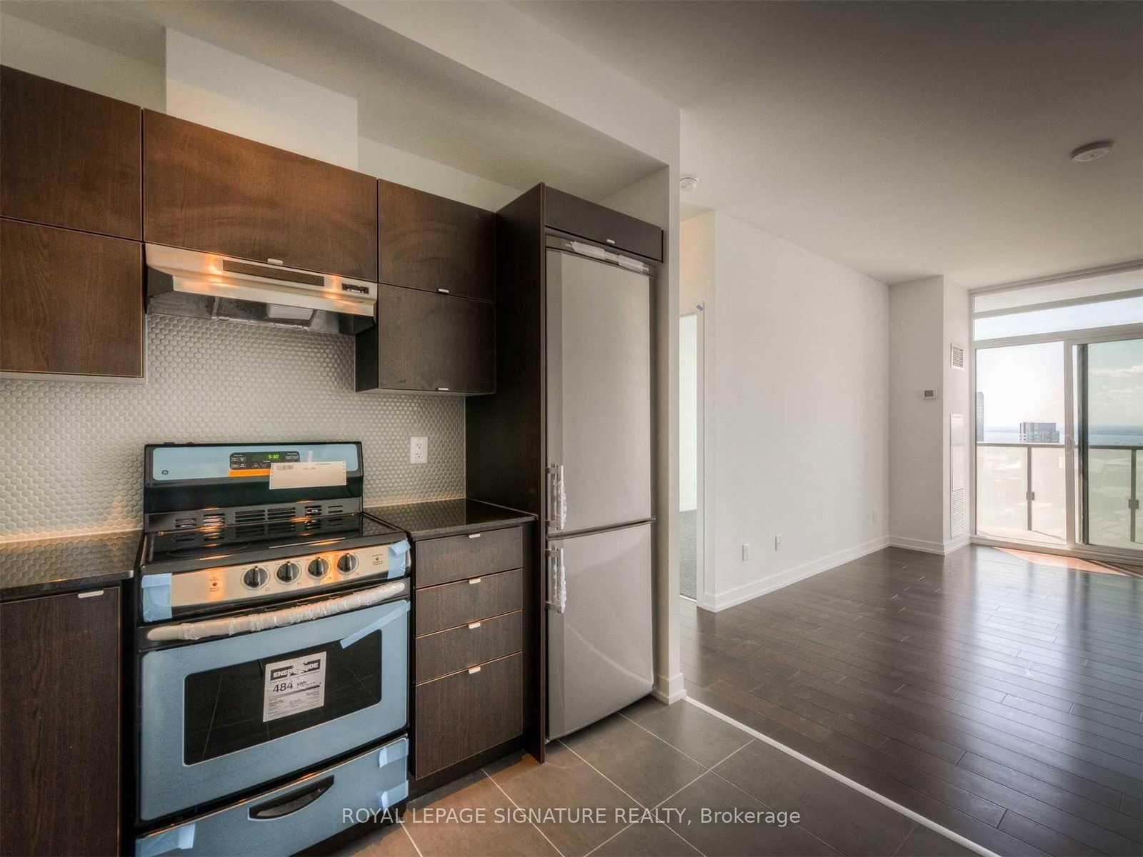 170 Fort York Boulevard • #2712 • Toronto, ON photo 4